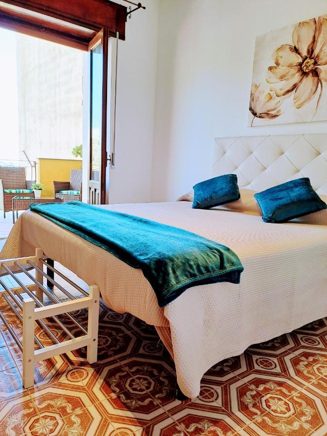 Tao Charming Apartment Taormina Exterior foto